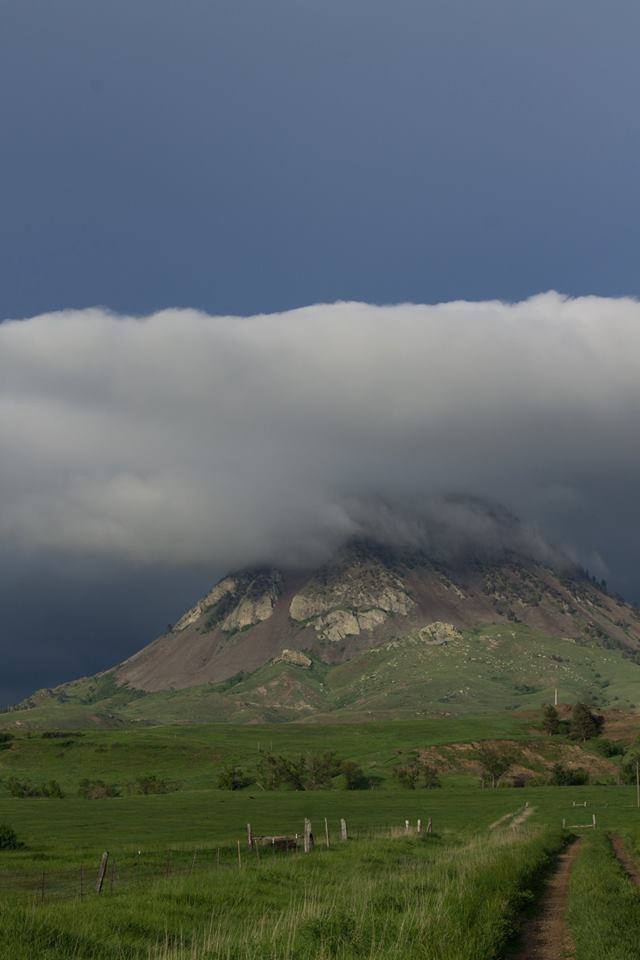 Black-Hills-SD/640x480_Bear Butte.jpg